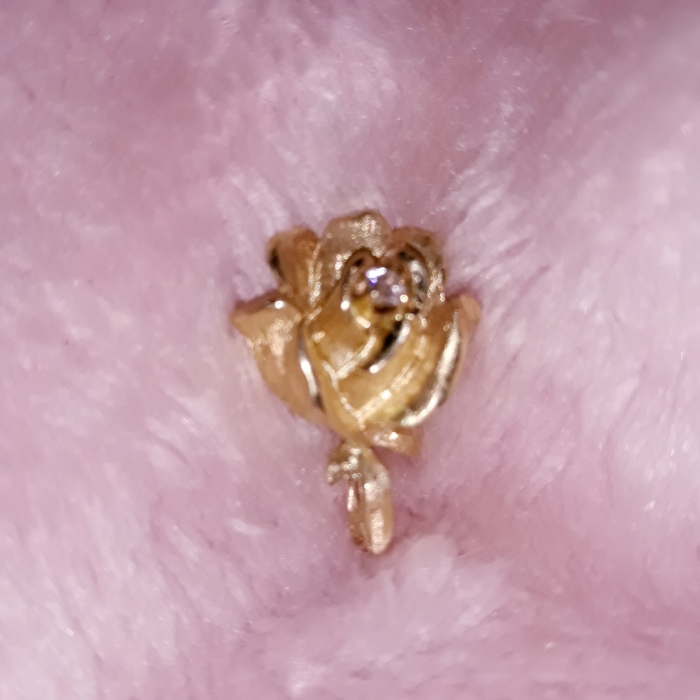 Custom Rose Pendant in YG